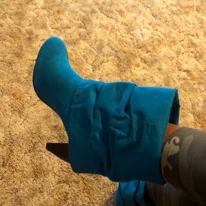 Turquoise booties never worn cuties